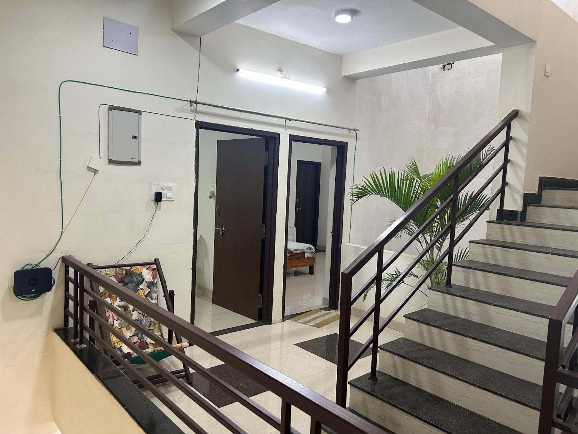 Samadhan Home Stay Джабалпур Екстериор снимка